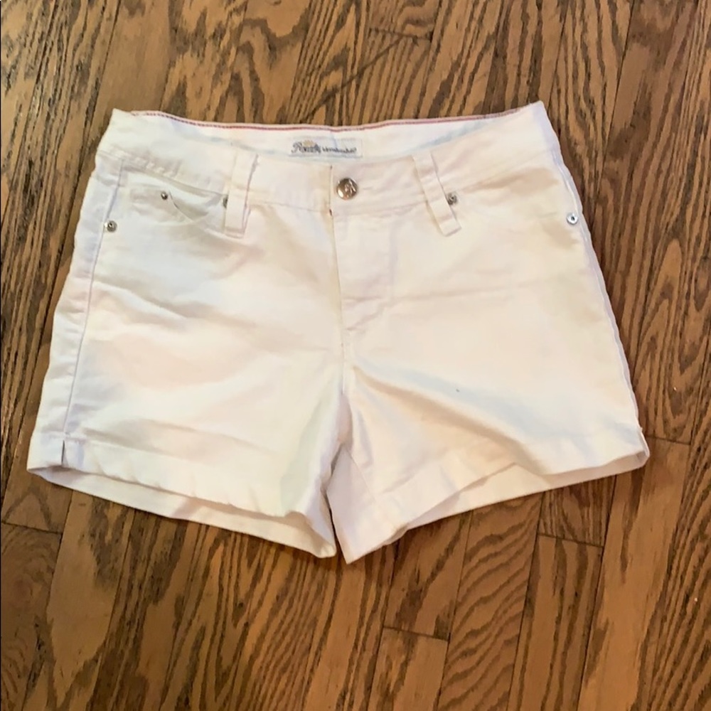 Royalty Wanna Better Butt white shorts